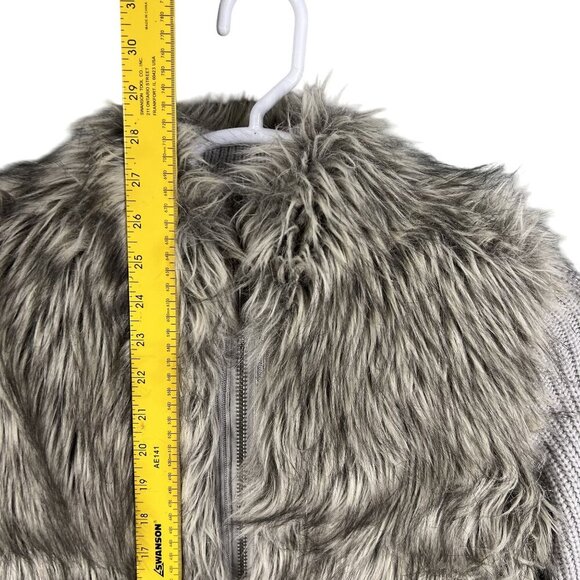 Express Womens S Oversized Merino Wool Blend Faux Fur Sweater Vest Knit Sleeves - Picture 8 of 16